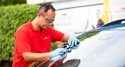 ترمیم شیشه اتومبیل